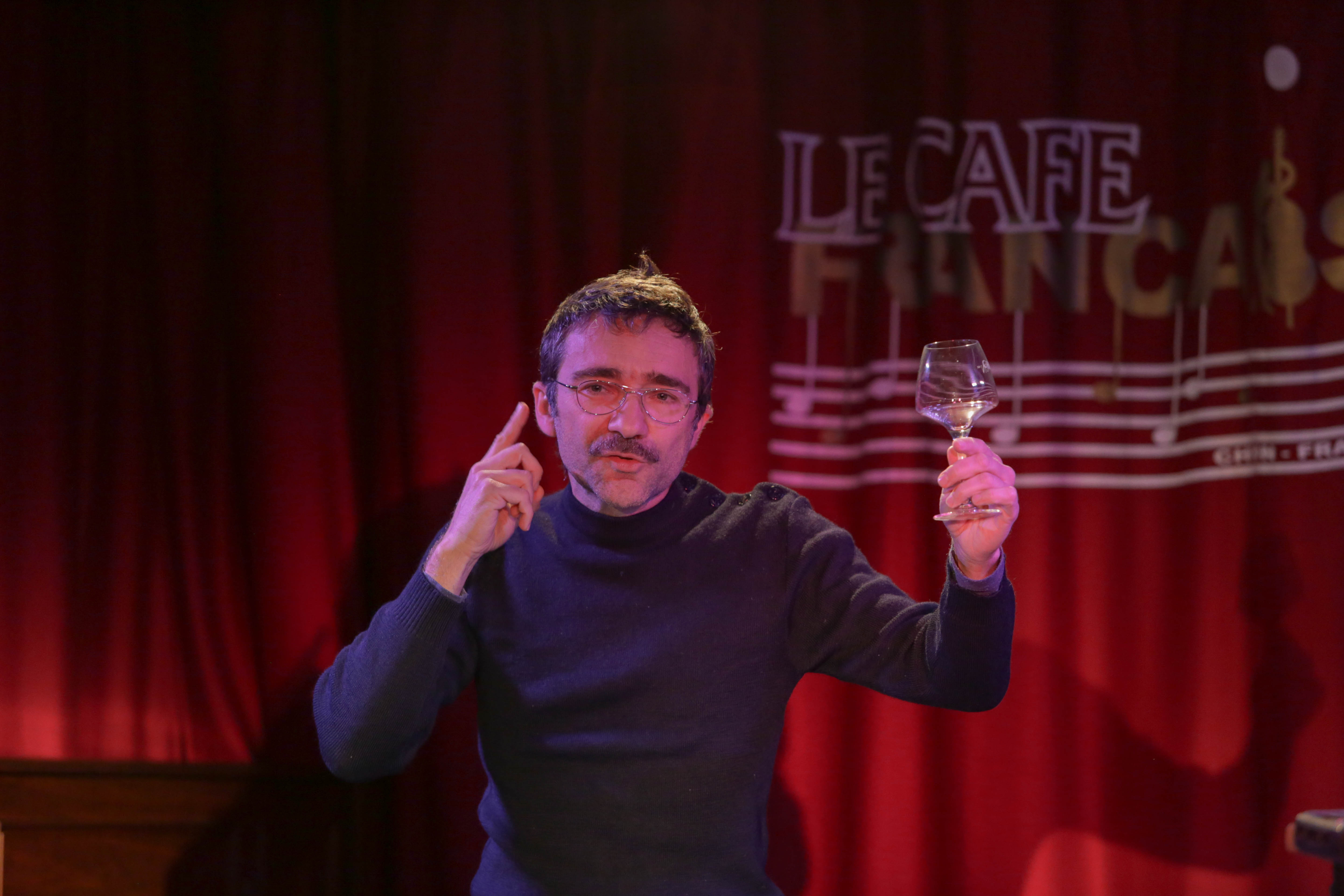 Lecture de Didier Galas au Café Français Photo (c) Fabienne Boueroux